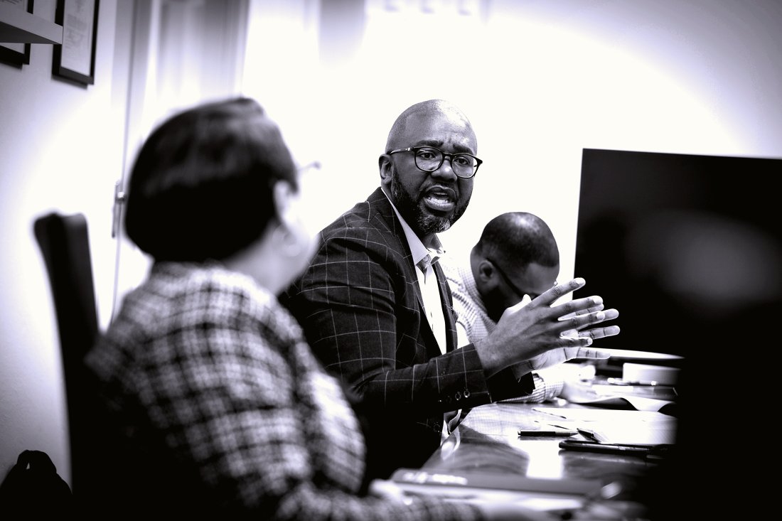 Leadership in session